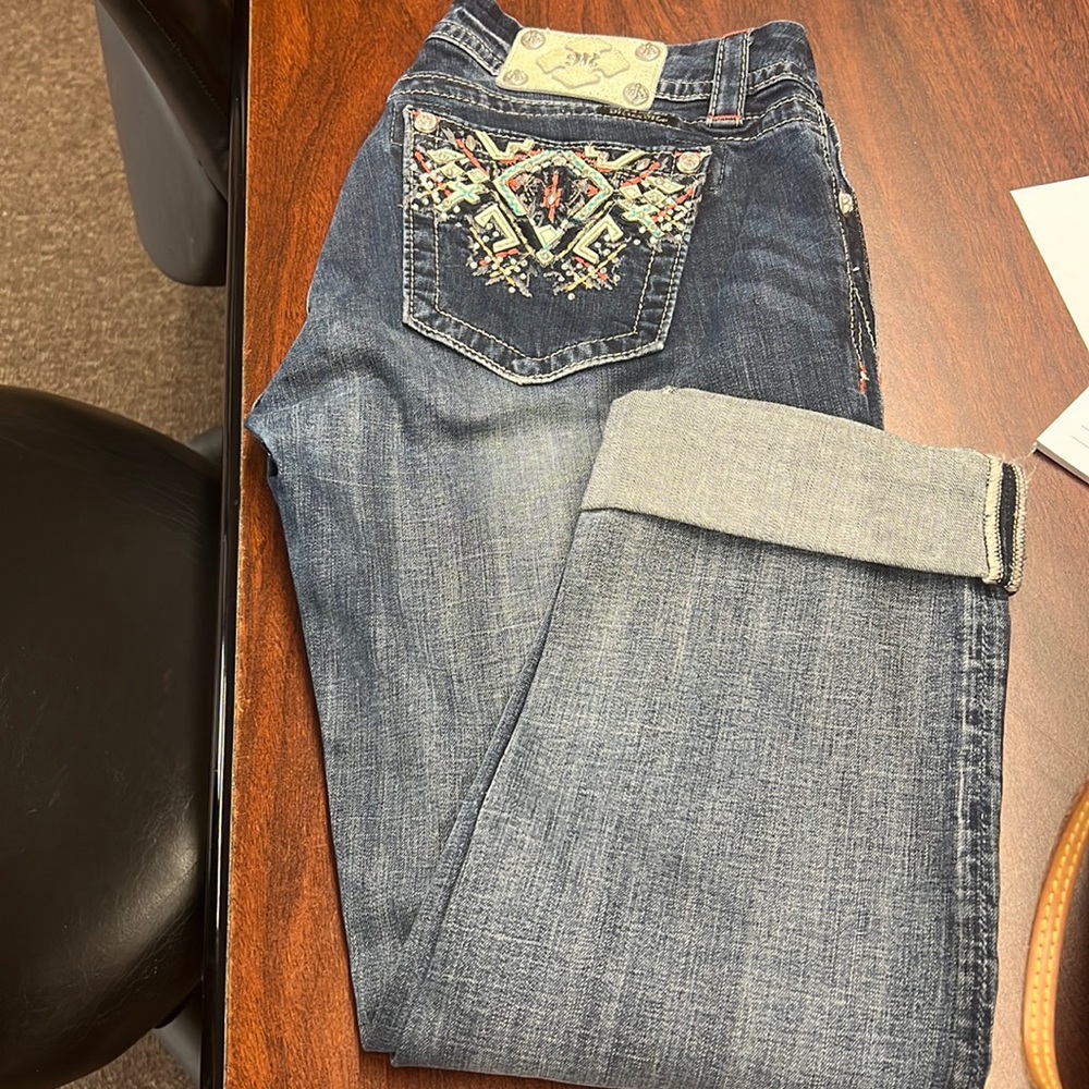 Miss Me Mid-Rise Easy Crop Capris